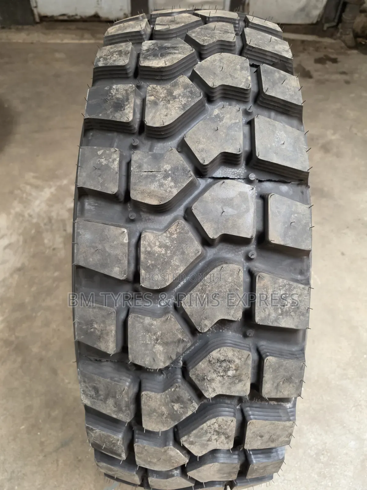 365 /85 R20 Petlas Pirelli Tires (Military)