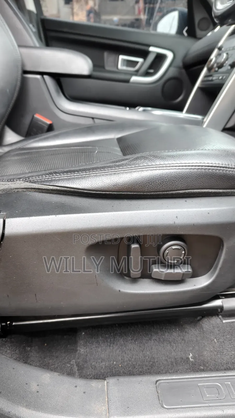 Land Rover Discovery HSE 4x4 2019 Gray