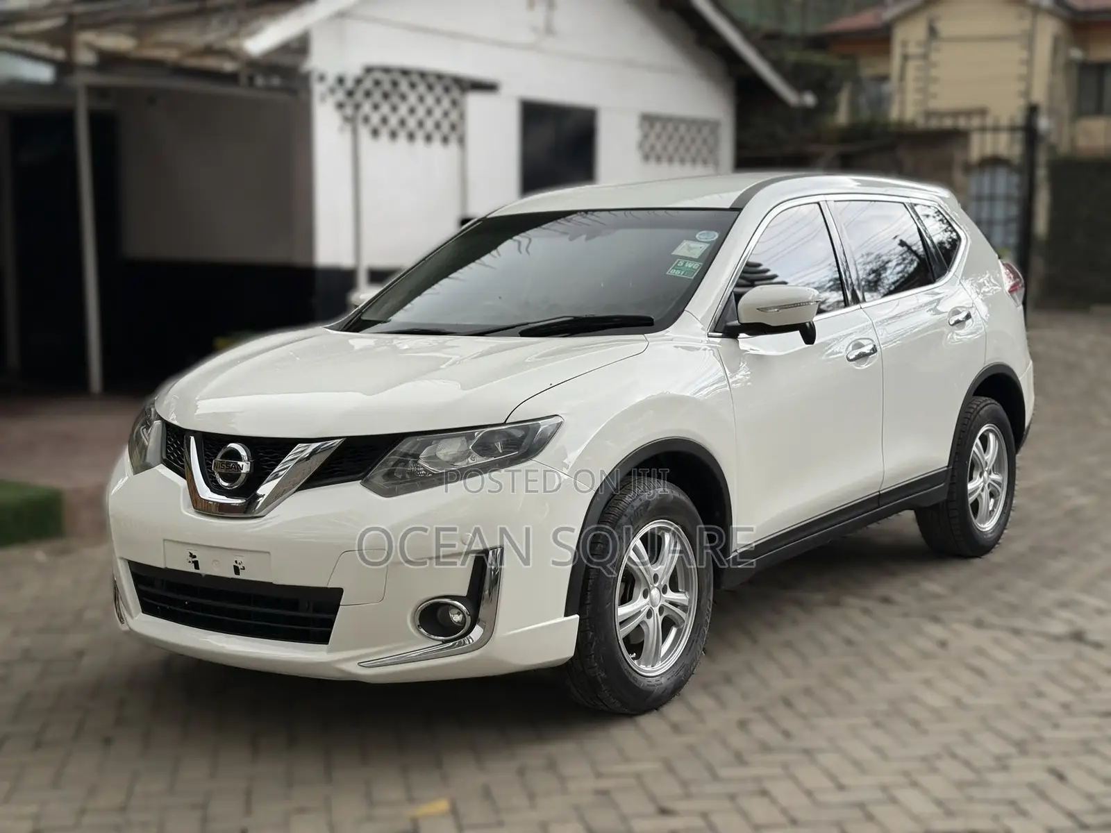 Nissan X-Trail 2.0 Petrol AWD 2015 White