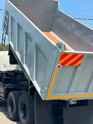 Isuzu FVZ Tipper