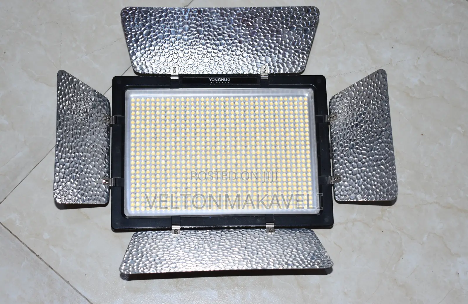 Yongnuo YN900 - Pro LED Video Light Panel