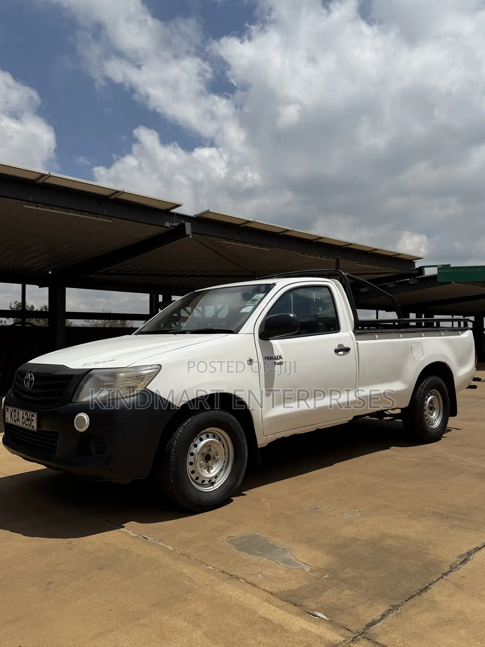 Toyota Hilux 2014 White