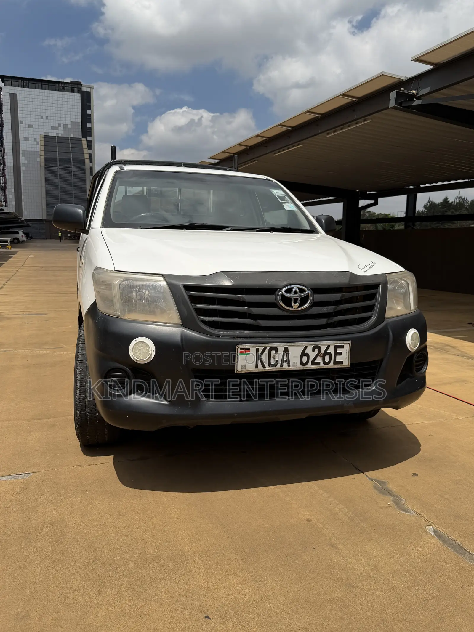 Toyota Hilux 2014 White