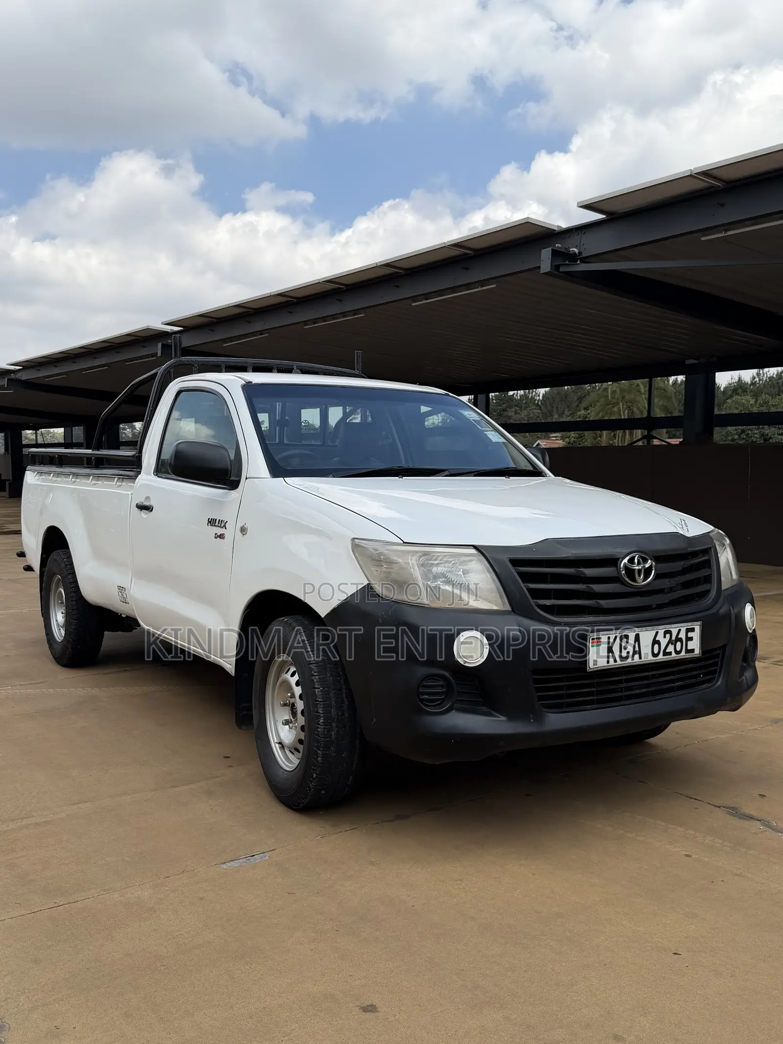 Toyota Hilux 2014 White