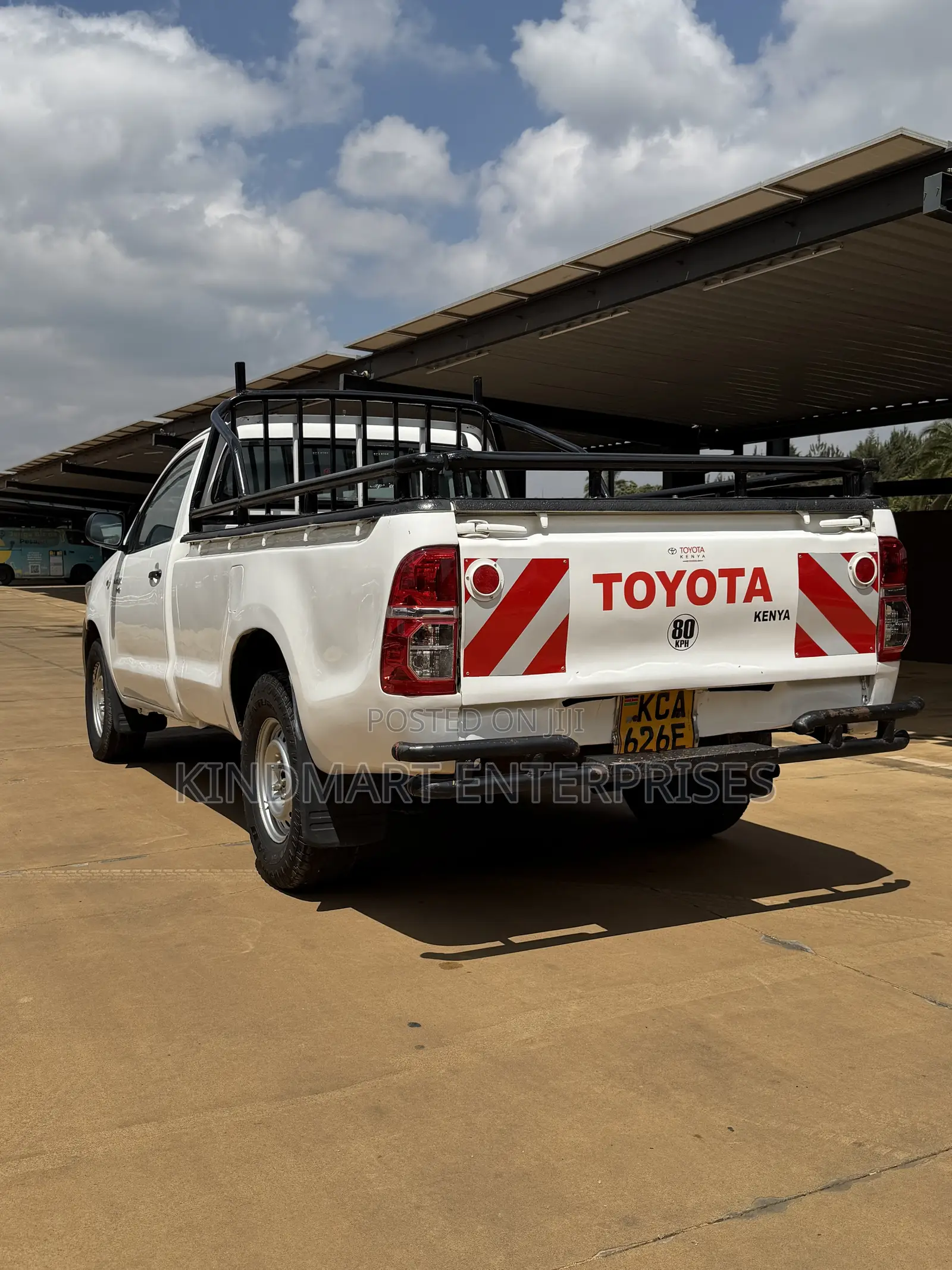 Toyota Hilux 2014 White