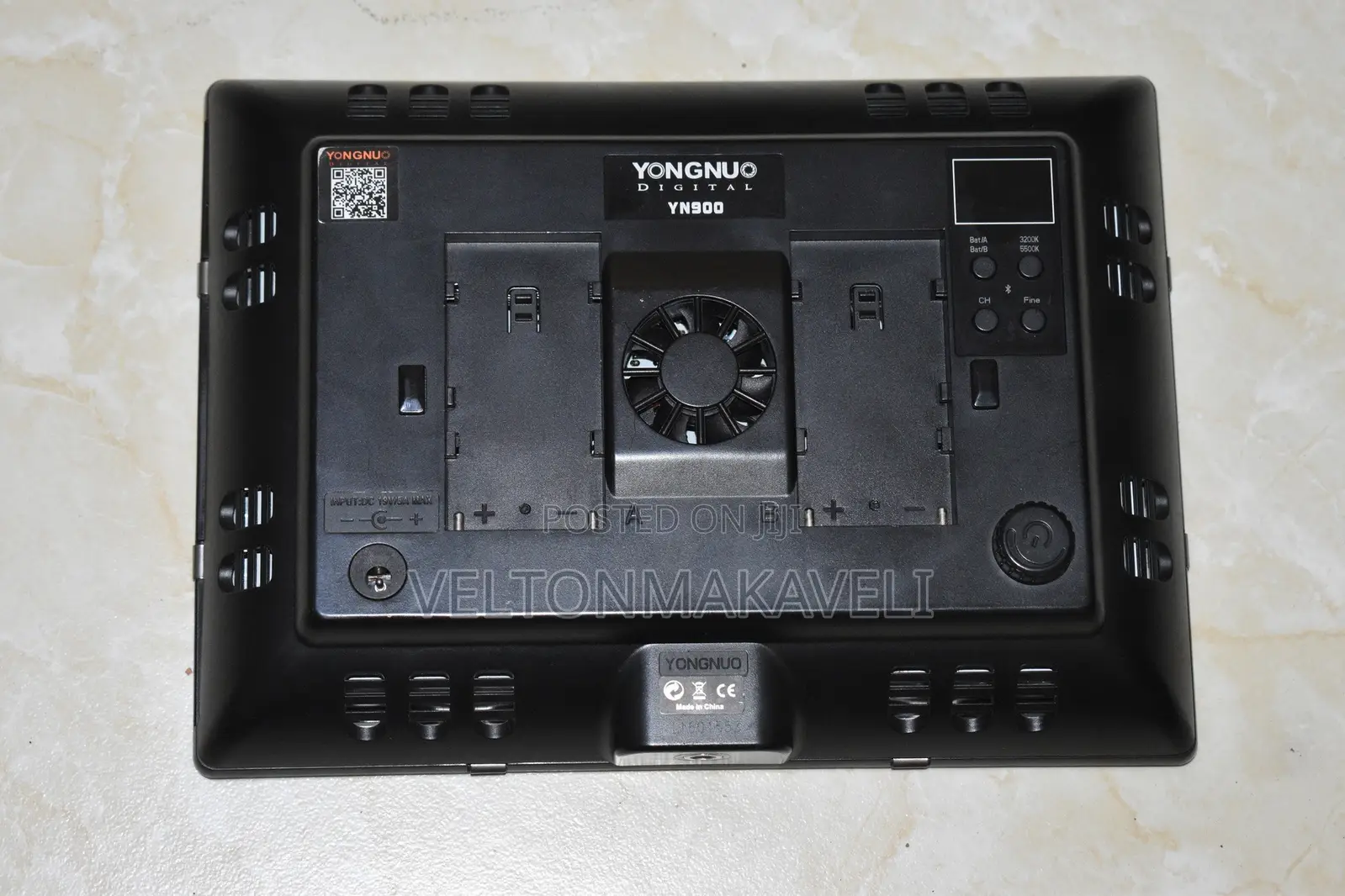Yongnuo YN900 - Pro LED Video Light Panel