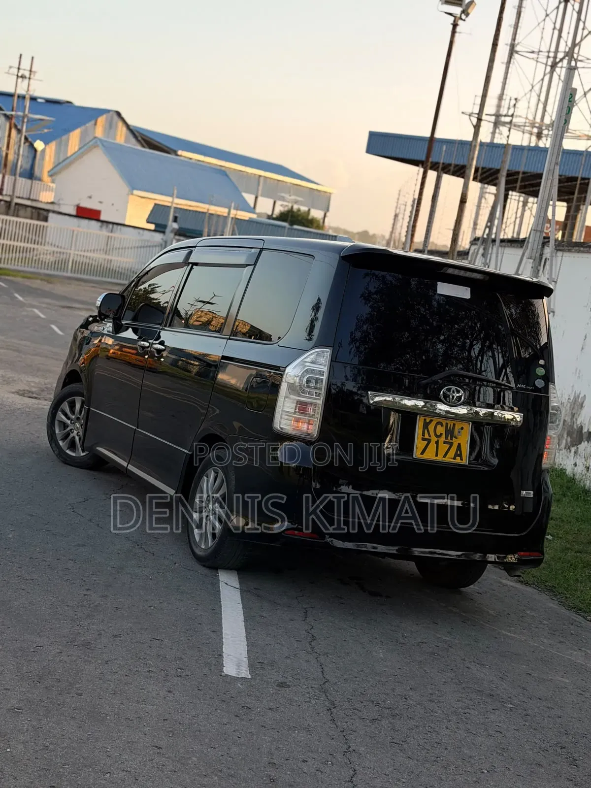 Toyota Voxy 2013 Black