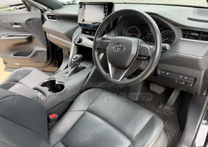 Toyota Harrier 2020