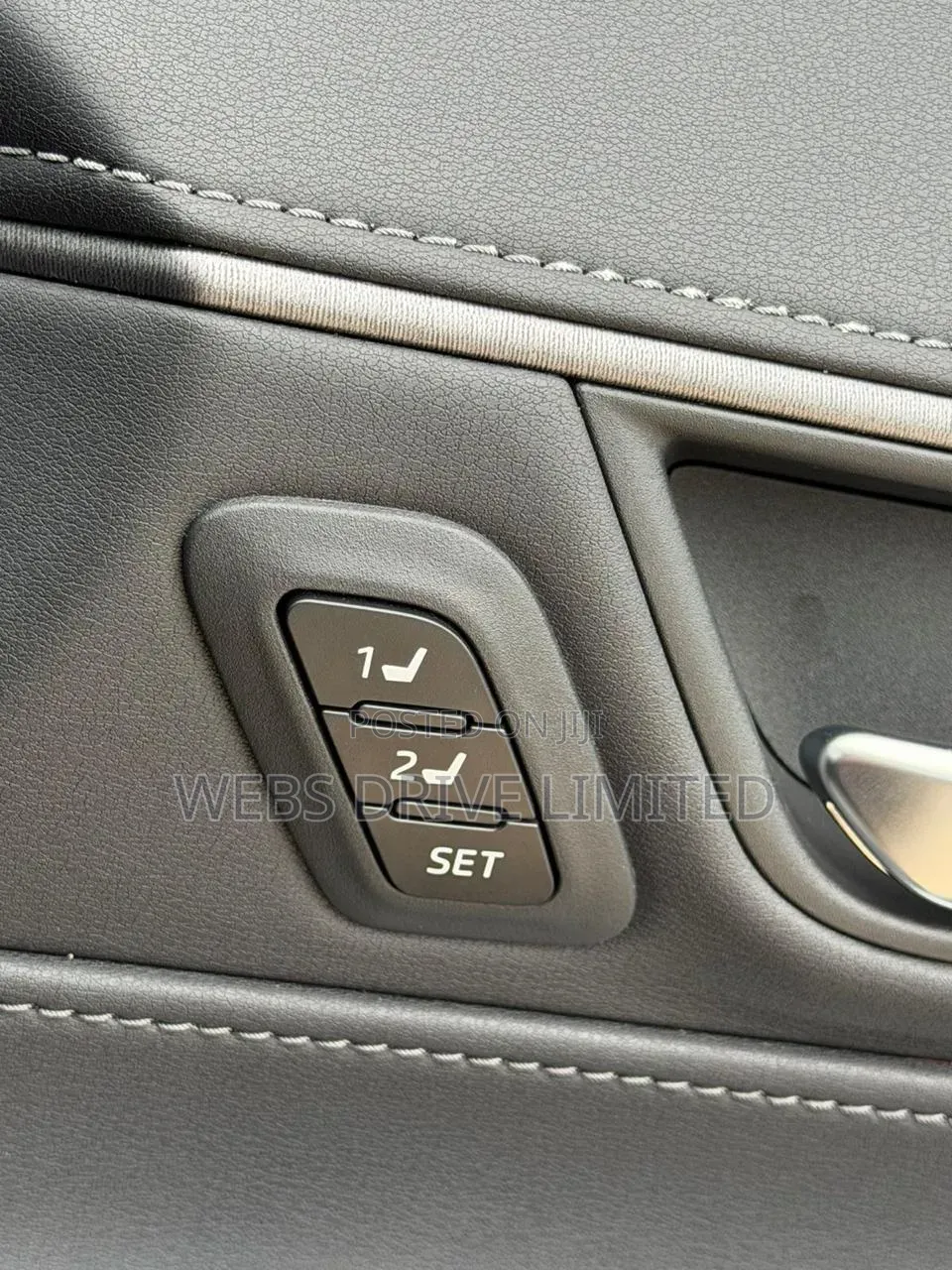 Toyota Harrier 2020