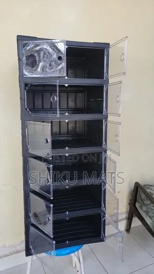 6-Tier Shoe Rack Organizer With 12 Compartments and Clear Doors