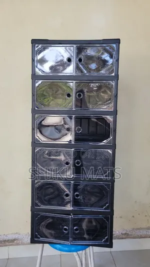 6-Tier Shoe Rack Organizer With 12 Compartments and Clear Doors