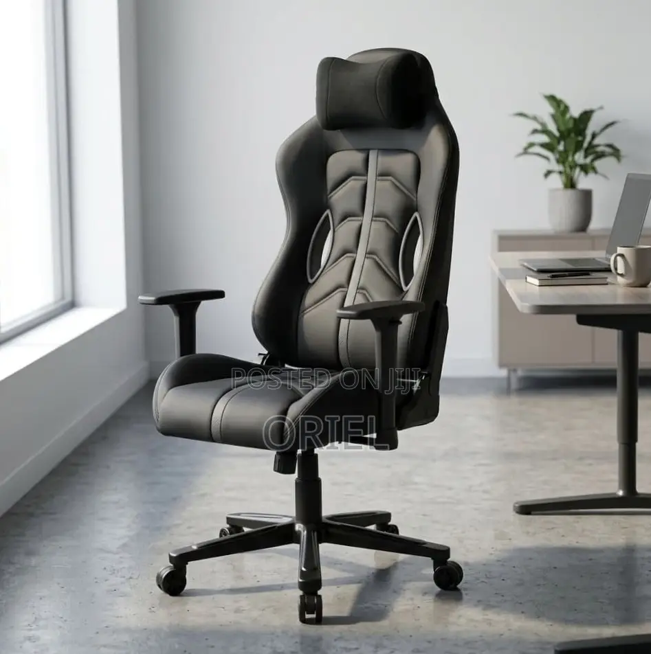 Executive Black Leather Office Gaming Chair : Swivel Gaming Chair