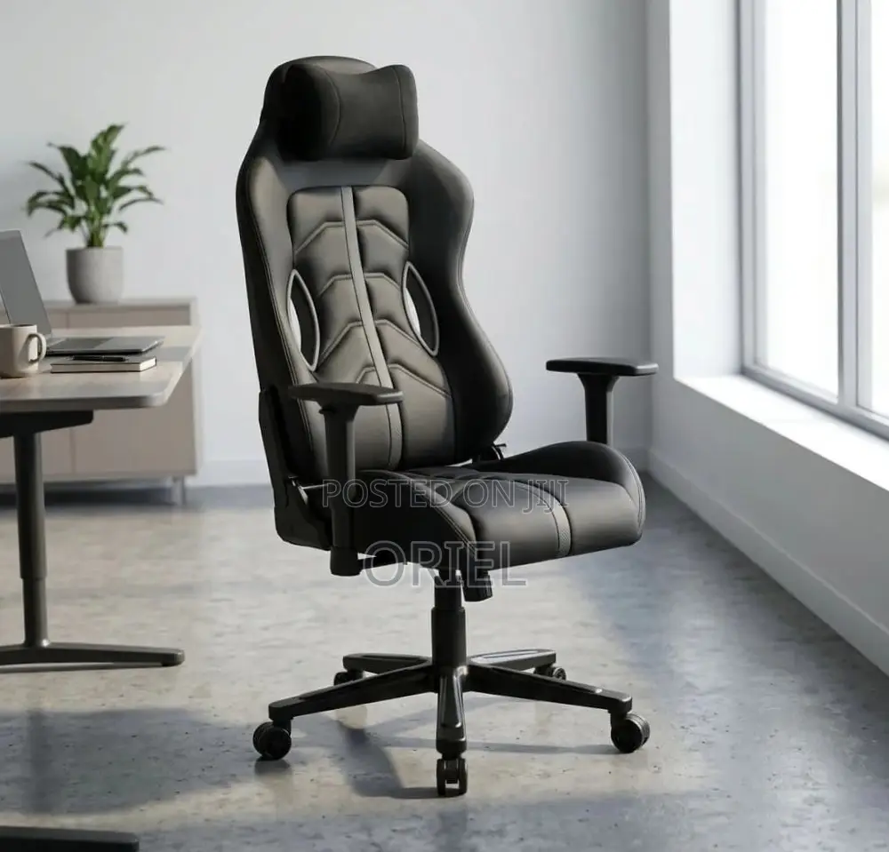 Executive Black Leather Office Gaming Chair : Swivel Gaming Chair