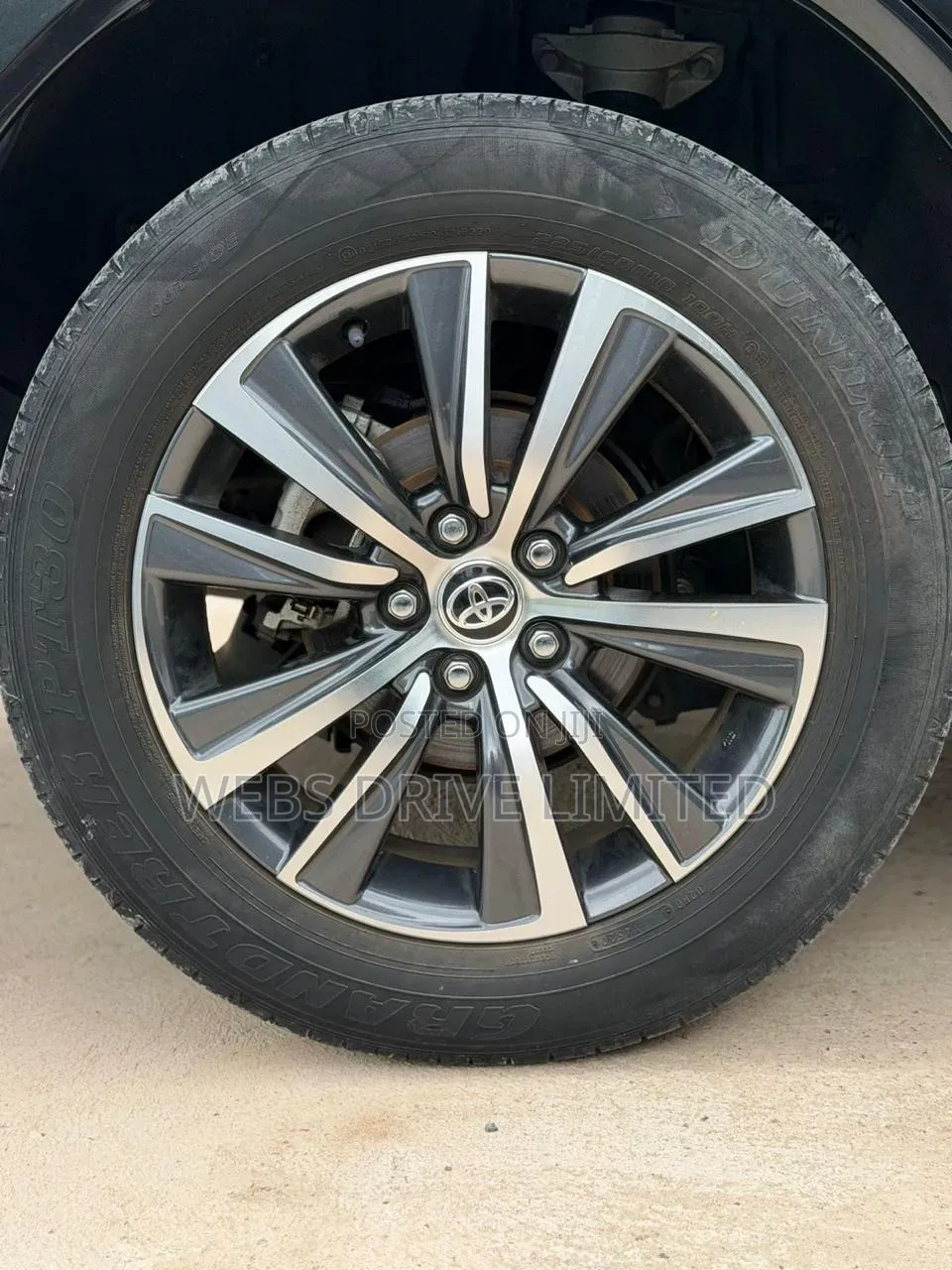Toyota Harrier 2020