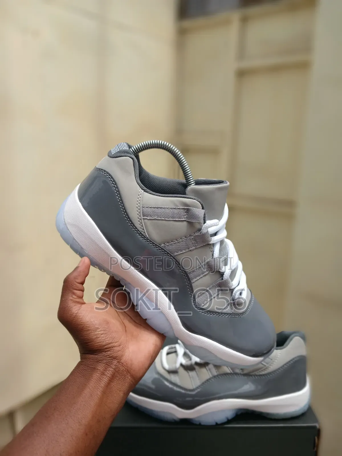Air Jordan 11 Retro Low Sneakers