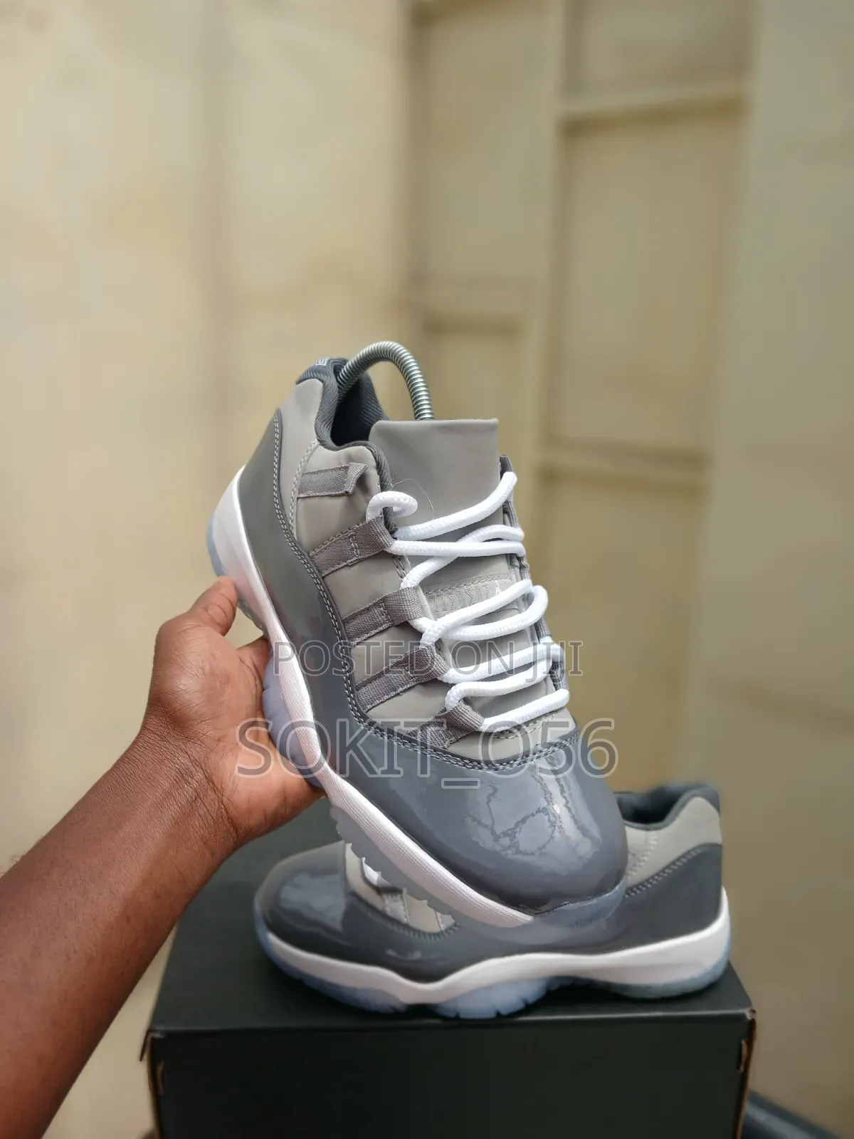 Air Jordan 11 Retro Low Sneakers