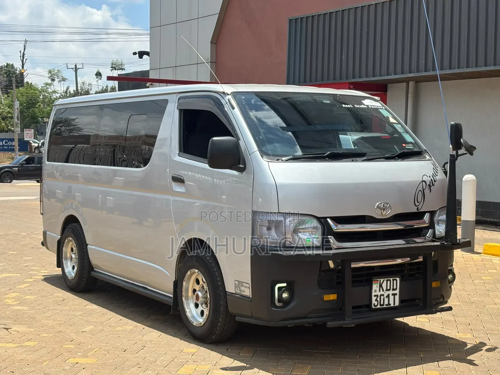 Toyota Grand HiAce 2000 Silver