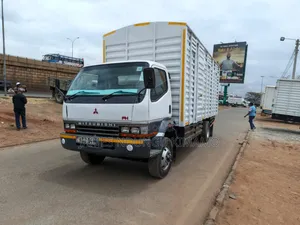 Mitsubishi Truck FH 215 2016 White