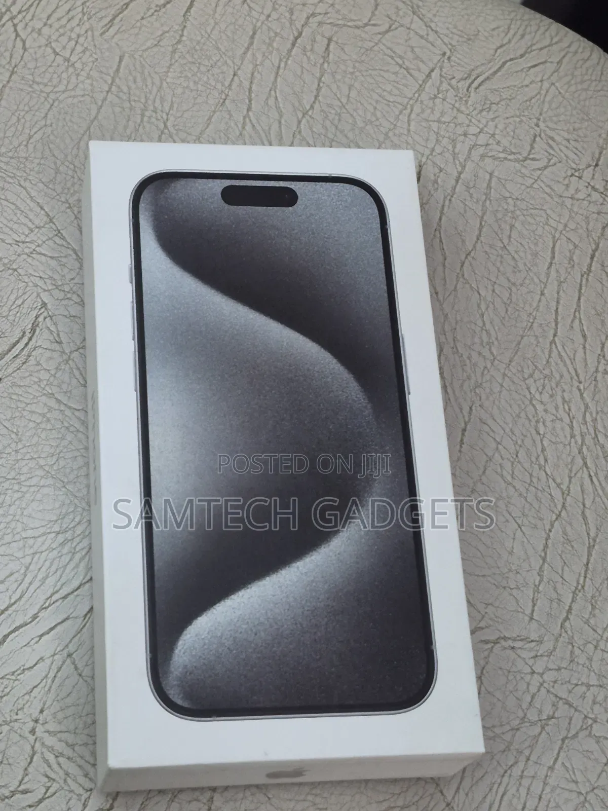New Apple iPhone 15 Pro Max 256 GB Black