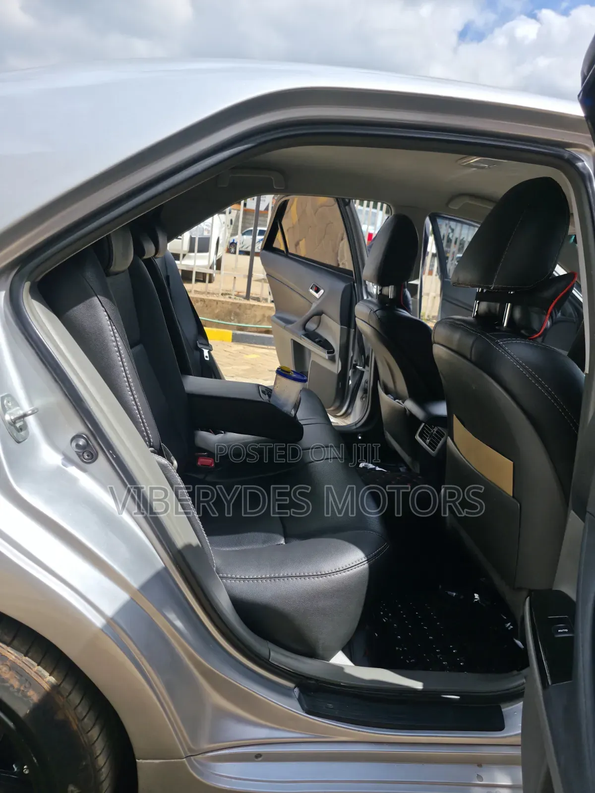 Toyota Mark X 2010 Silver
