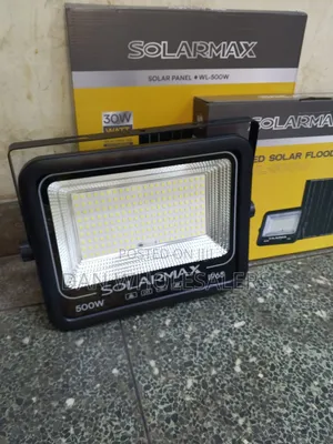 Solarmax 500W Solar Powered Floodlight Durable for Home and Business