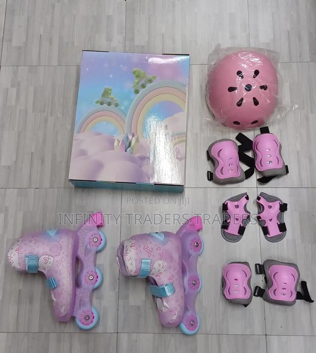 Full Set Skates Shoes - main view