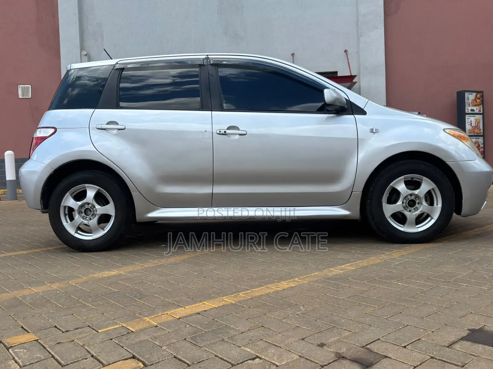 Toyota IST 2005 Silver