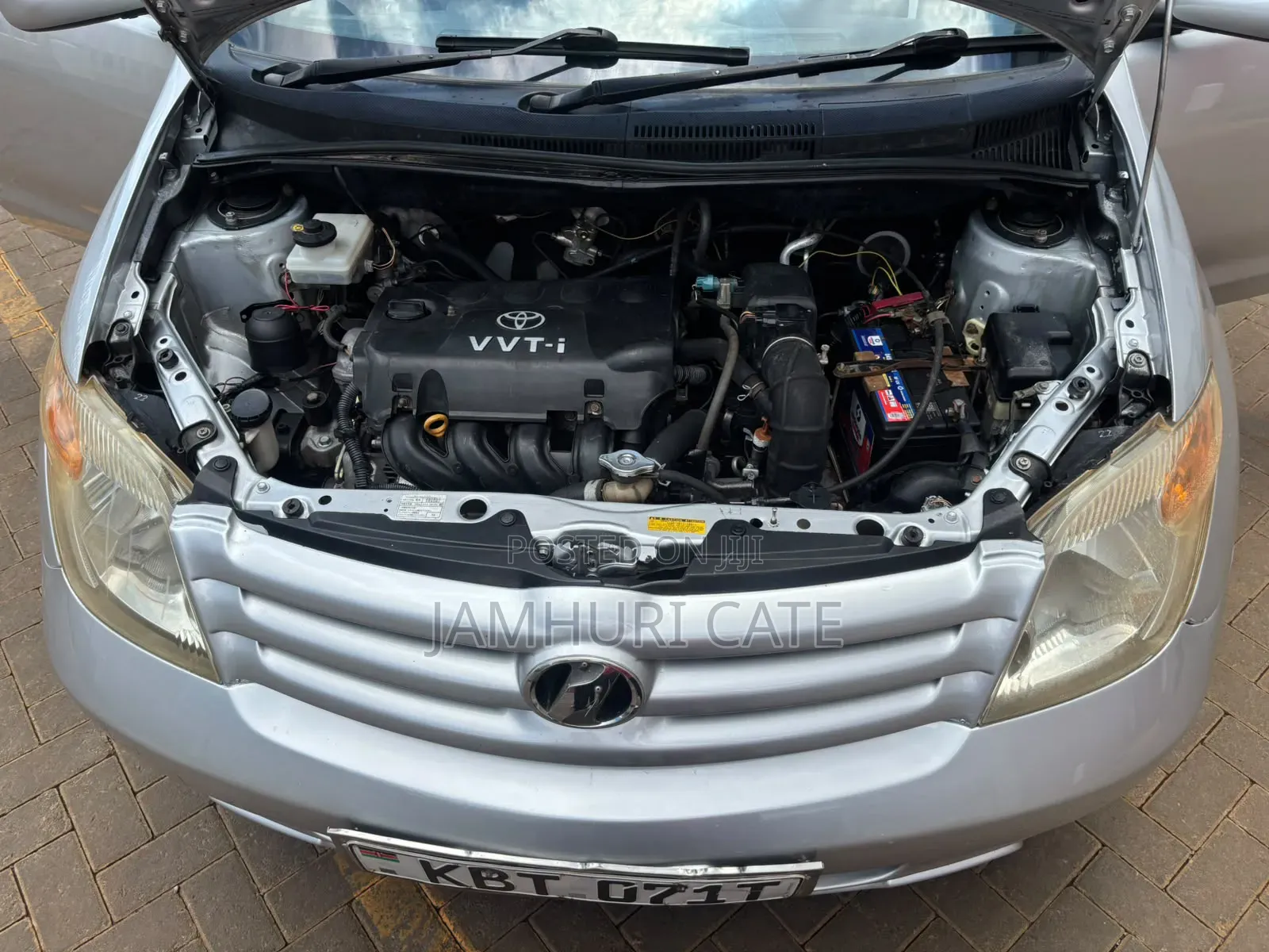 Toyota IST 2005 Silver