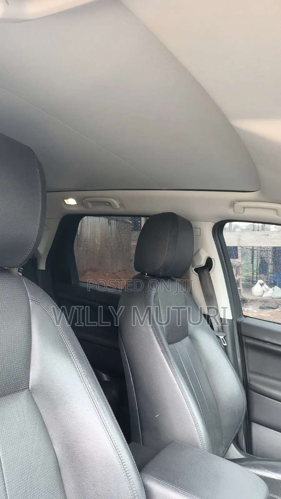 Land Rover Discovery HSE 4x4 2019 Gray
