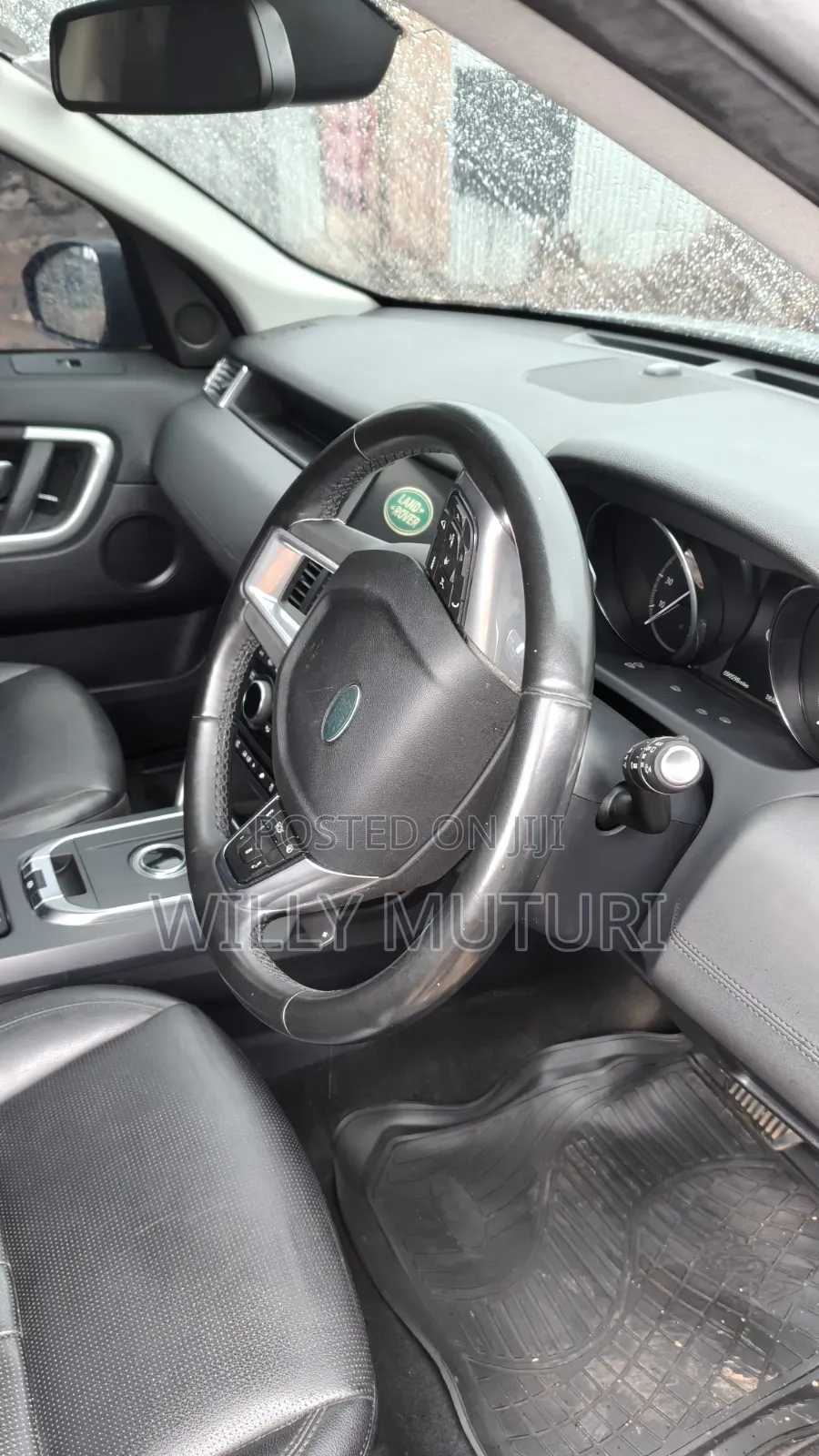 Land Rover Discovery HSE 4x4 2019 Gray