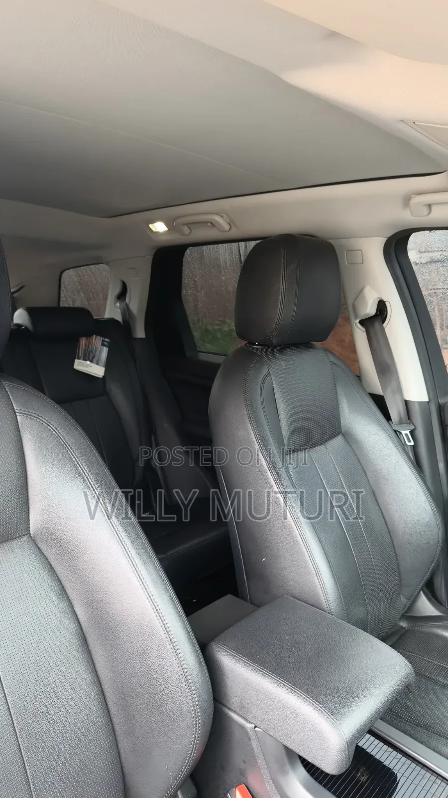 Land Rover Discovery HSE 4x4 2019 Gray