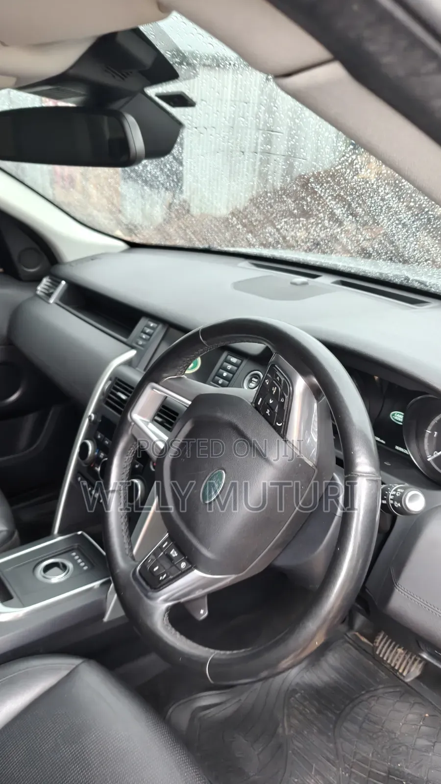 Land Rover Discovery HSE 4x4 2019 Gray