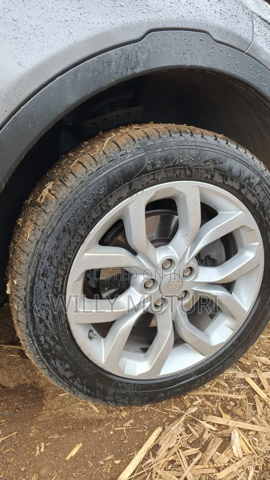 Land Rover Discovery HSE 4x4 2019 Gray
