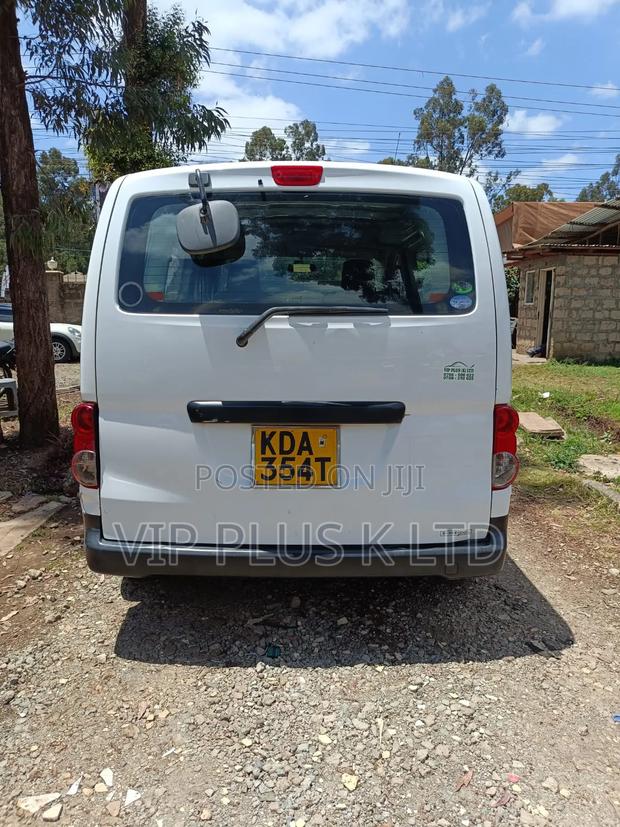 Nissan NV200 2013 White - thumbnail 5