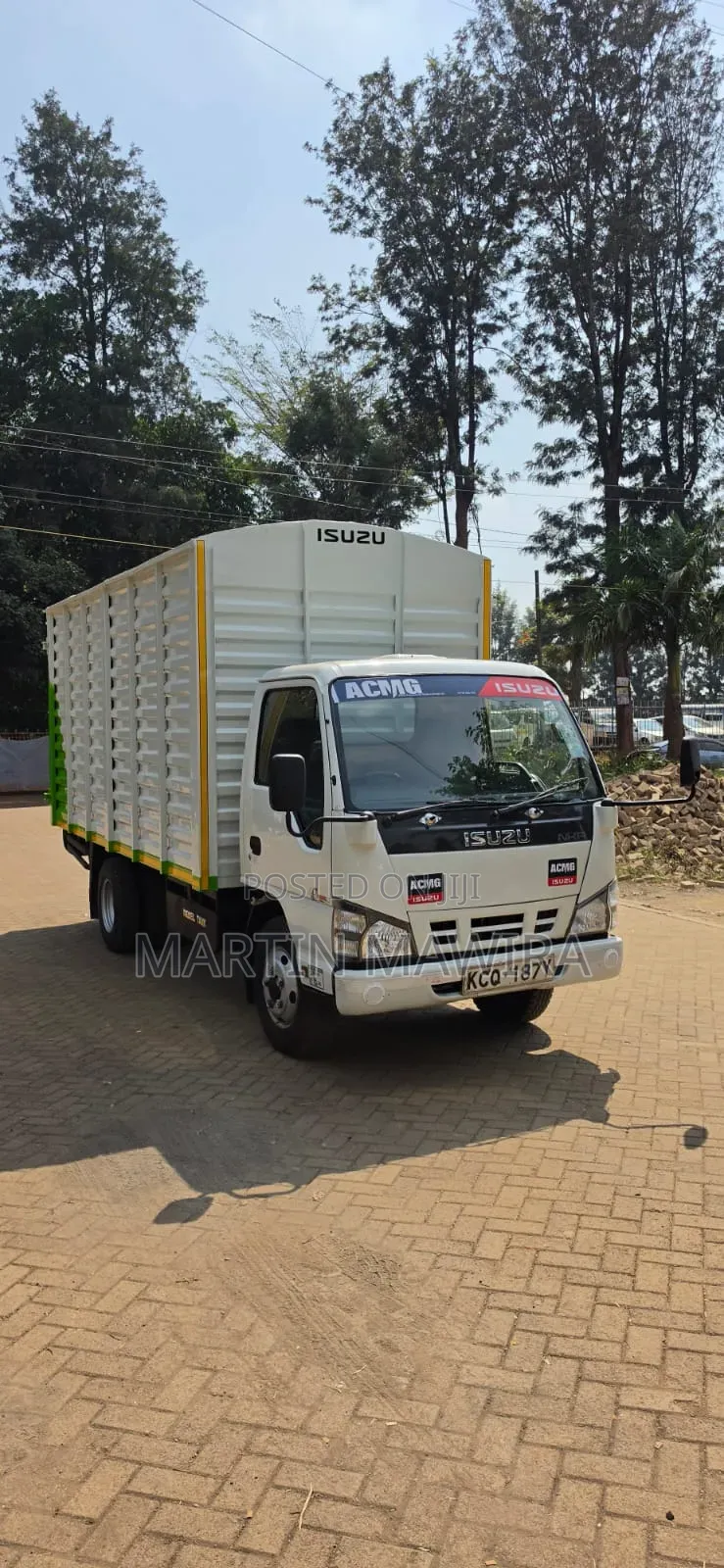 Isuzu Lorry for 2018 White Sale