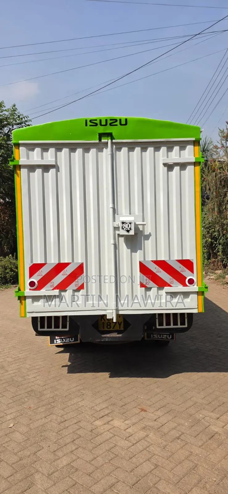 Isuzu Lorry for 2018 White Sale
