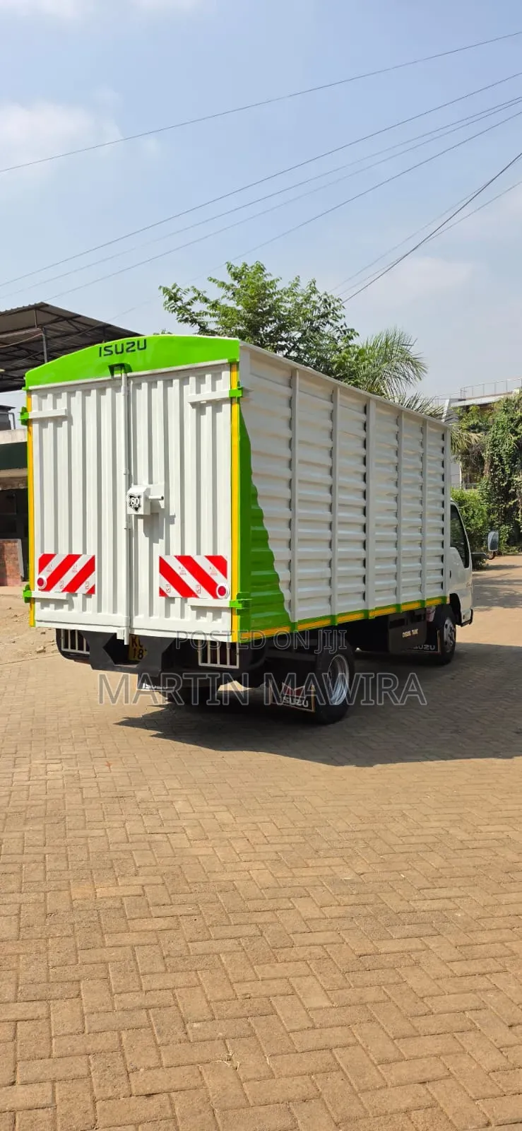 Isuzu Lorry for 2018 White Sale