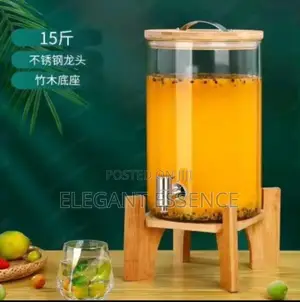 8L Juice/Beverage Dispenser With a Bamboo Stand