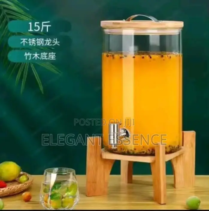 8L Juice/Beverage Dispenser With a Bamboo Stand