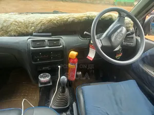 Toyota TownAce 2000 Off white