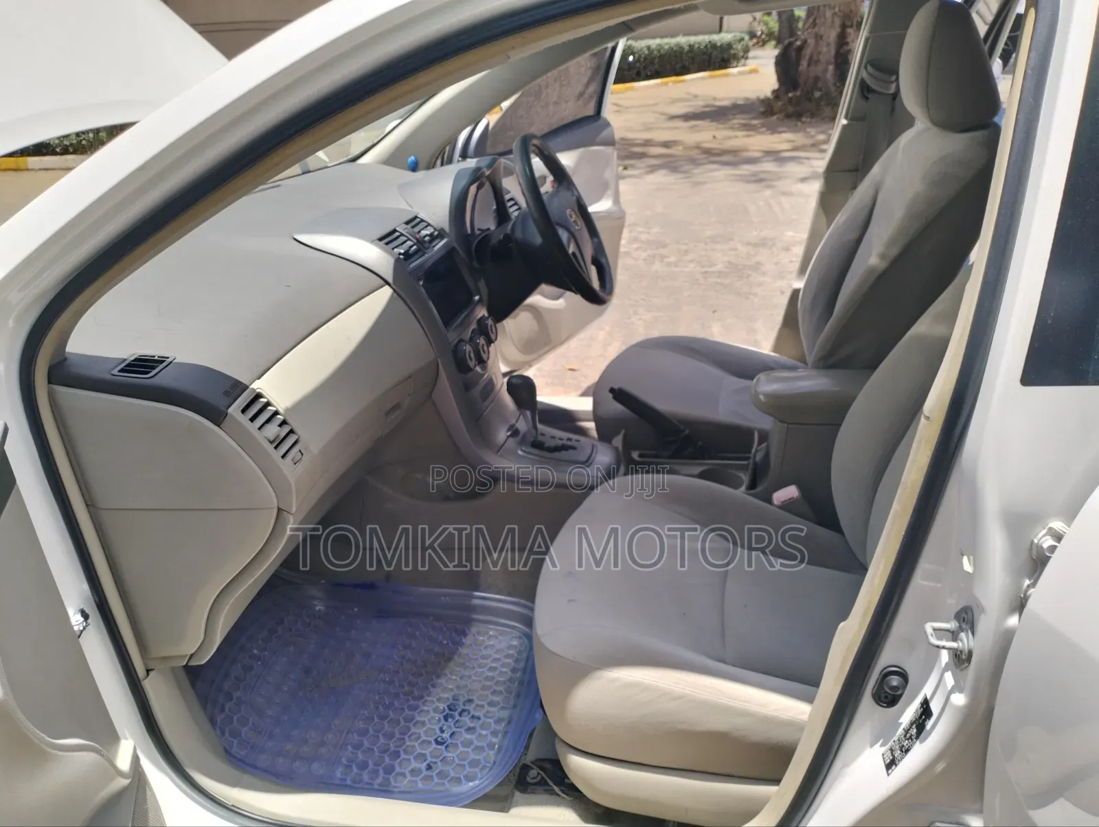 Toyota Axio 2009 White