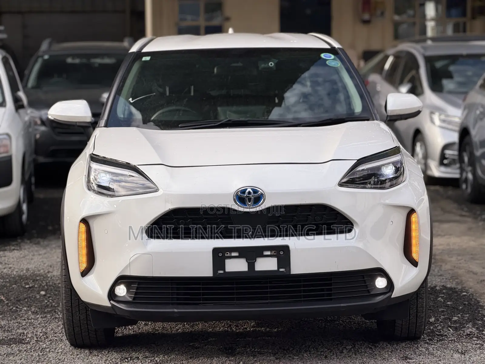 Toyota Yaris Cross 1.5 Hybrid AWD 2021 Pearl