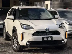 Toyota Yaris Cross 1.5 Hybrid AWD 2020 Pearl