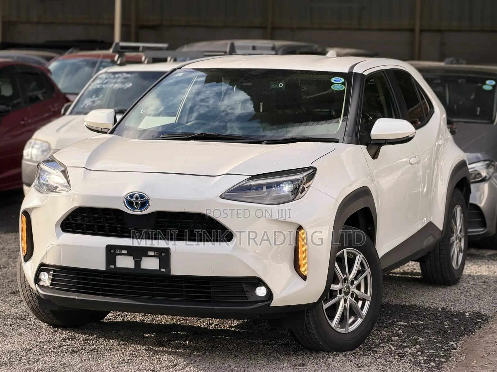 Toyota Yaris Cross 1.5 Hybrid AWD 2021 Pearl