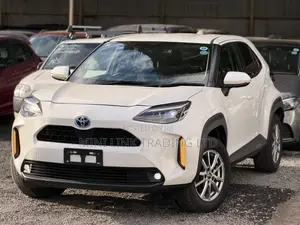Toyota Yaris Cross 1.5 Hybrid AWD 2021 Pearl