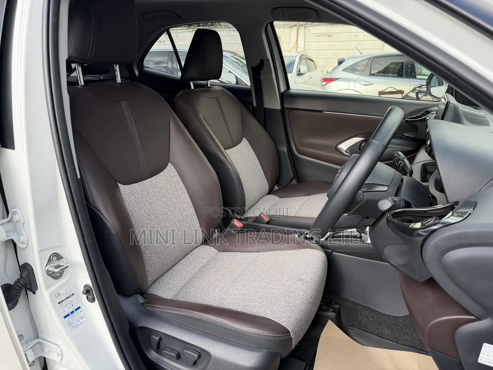 Toyota Yaris Cross 1.5 Hybrid AWD 2021 Pearl