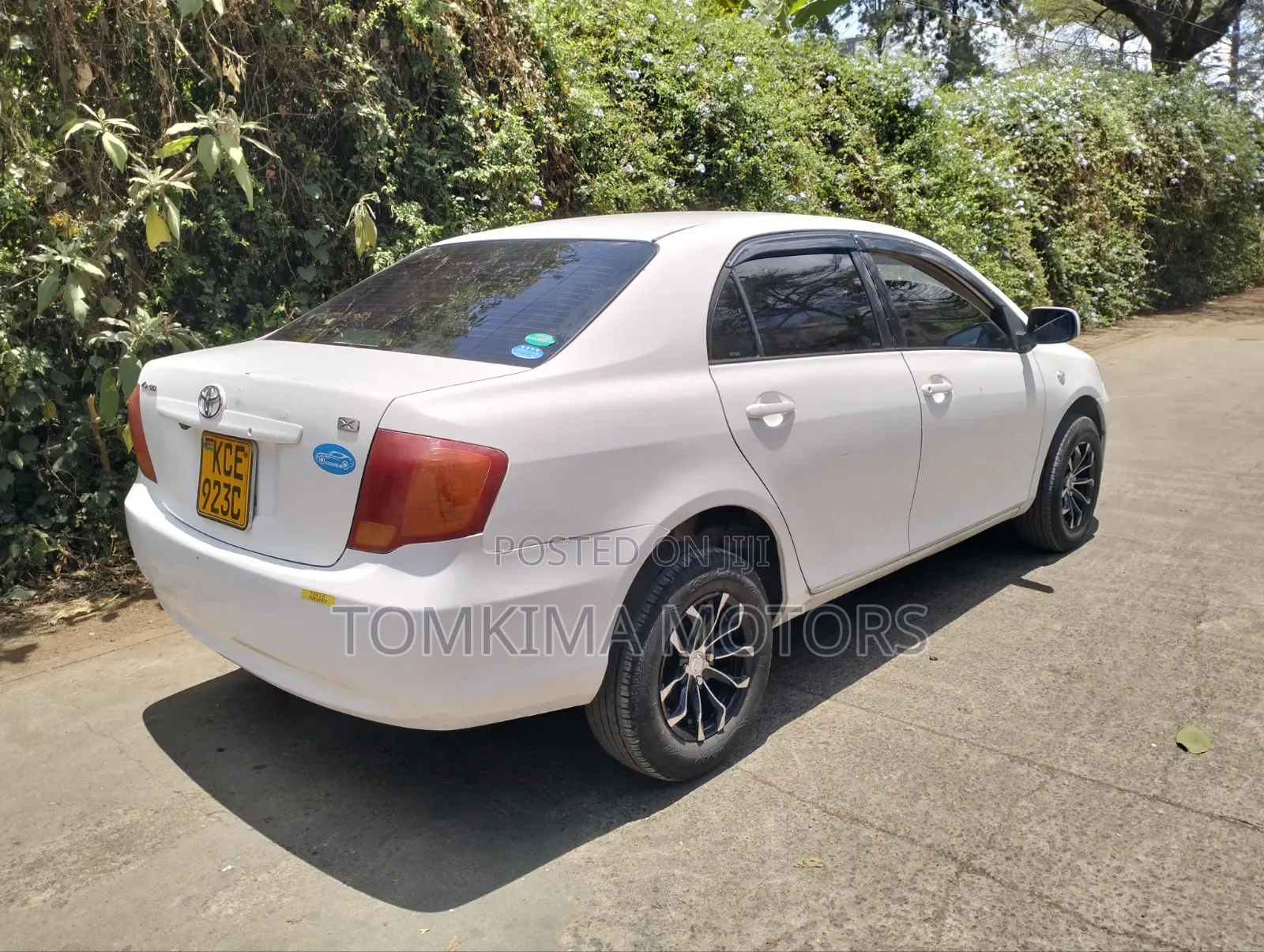 Toyota Axio 2009 White