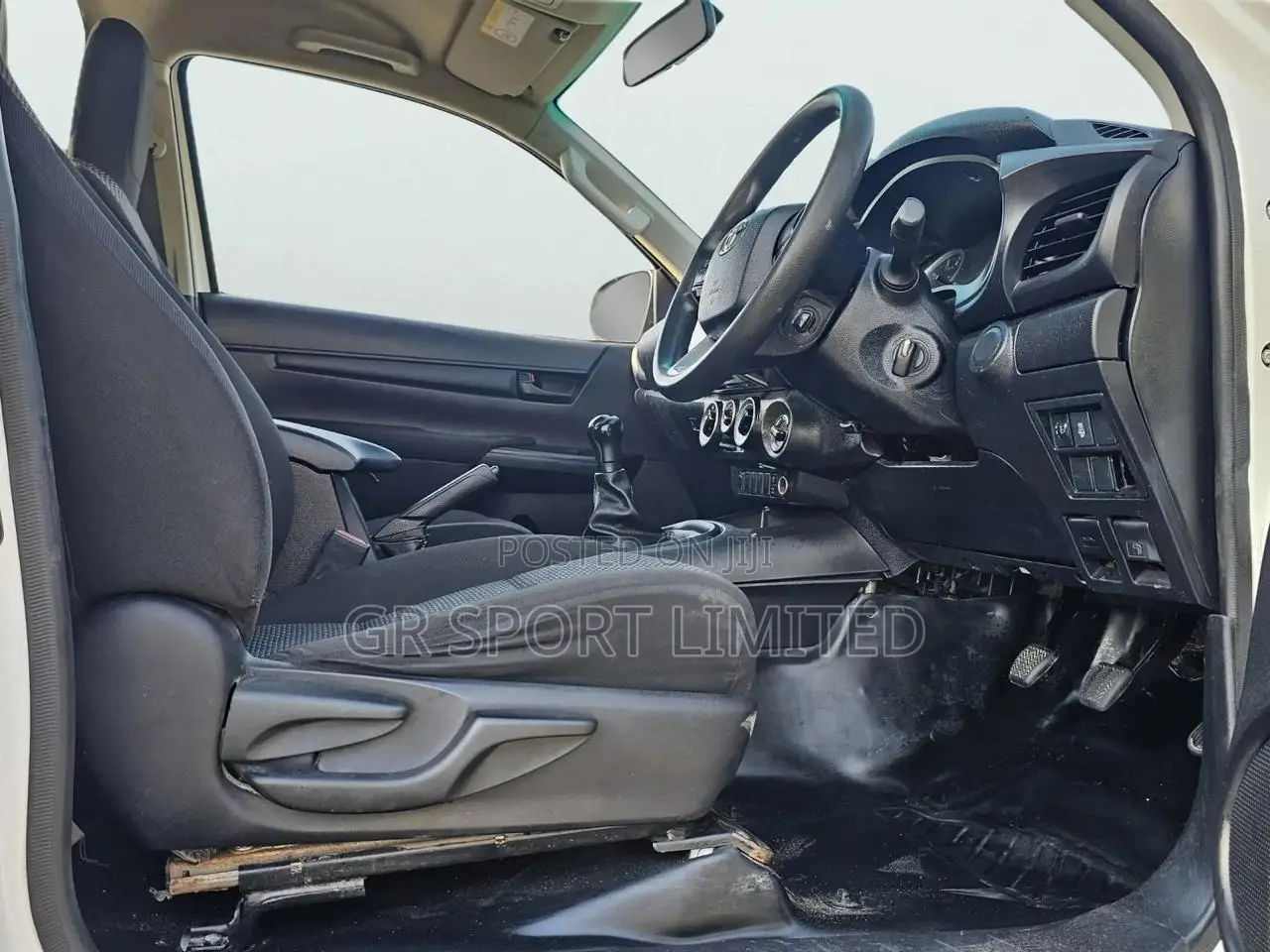 Toyota Hilux 2.8 Diesel 2020 White