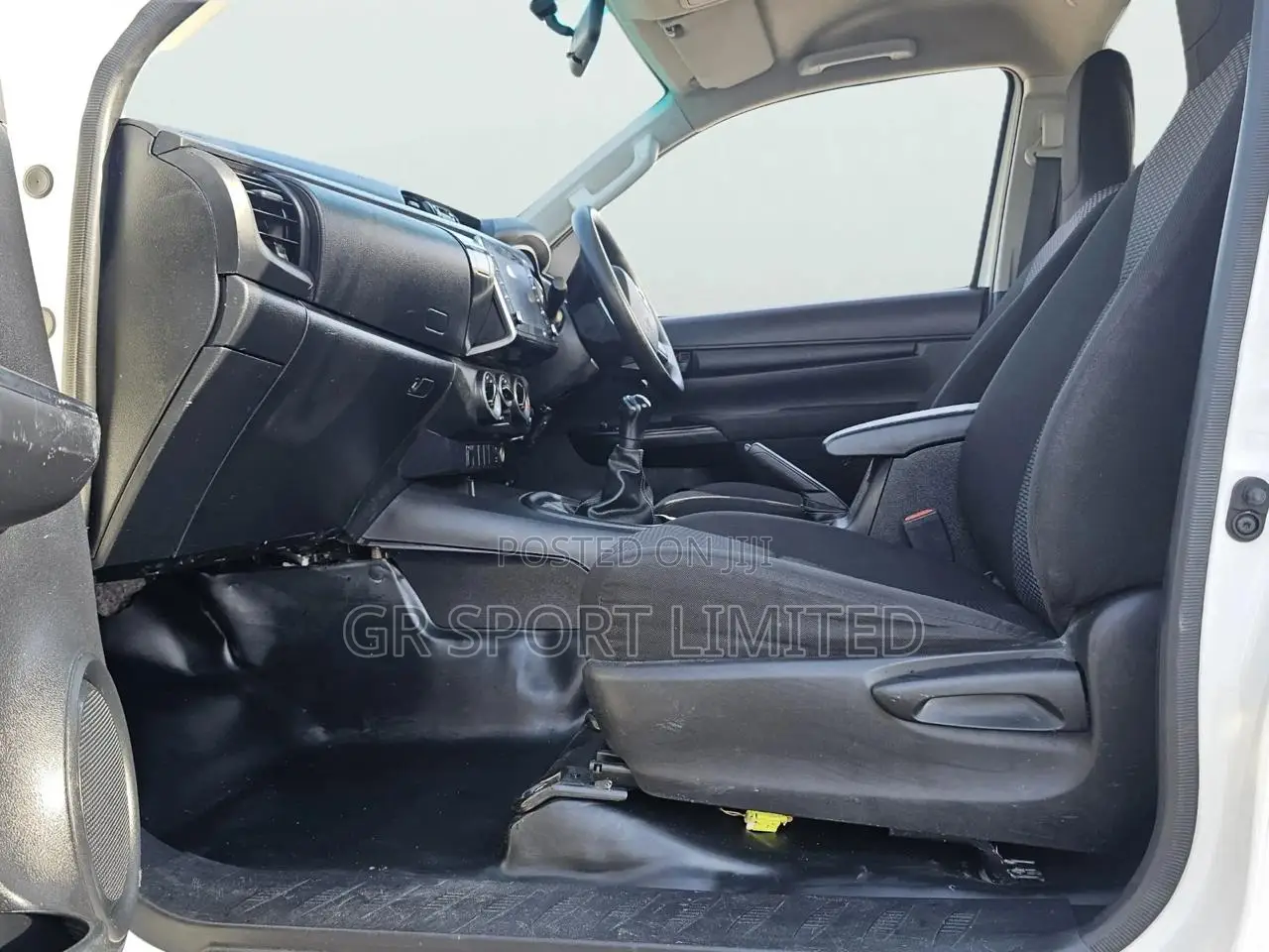 Toyota Hilux 2.8 Diesel 2020 White