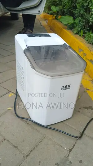Ice Cube Machine